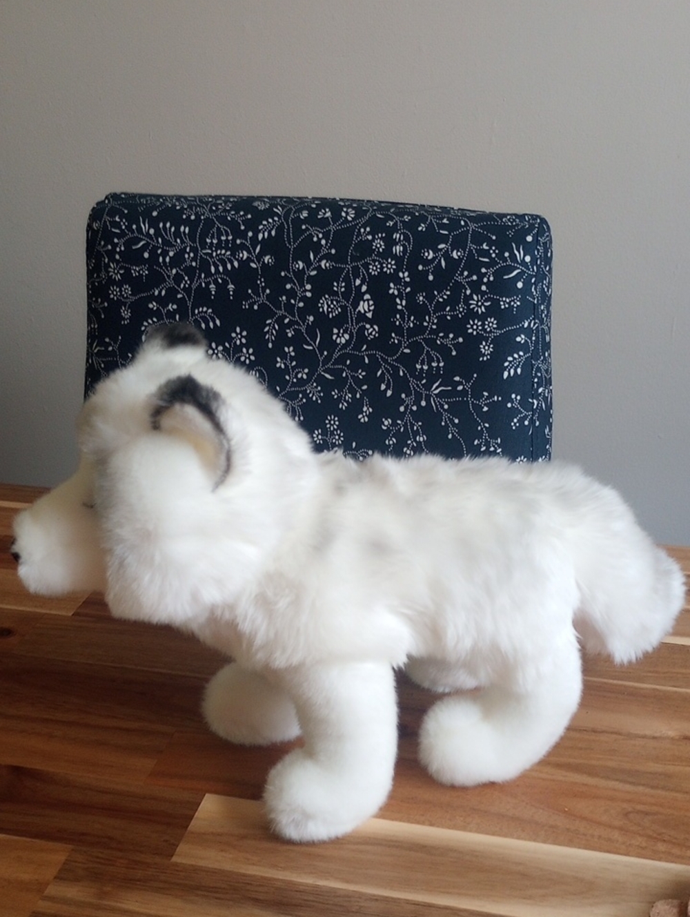 Plush White Arctic Wolf Stuffed Animal - Soft Cuddly Toy